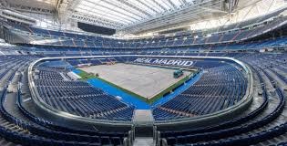 什么是“博彩中的社会证明偏差”？解析赌场氛围如何诱导你加入牌局。（走进赌场：社会证明偏差如何在氛围中悄然驱使你入局）