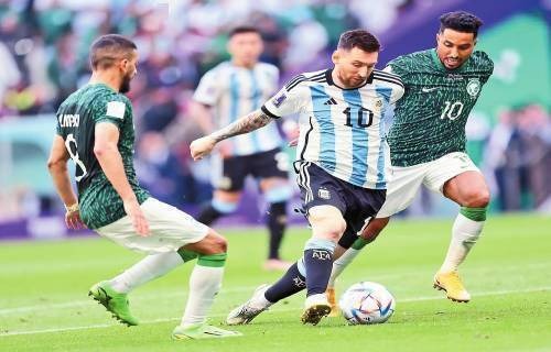 官方：泰国归化21岁切尔西青训出身的球员苏瑟普-贝尔